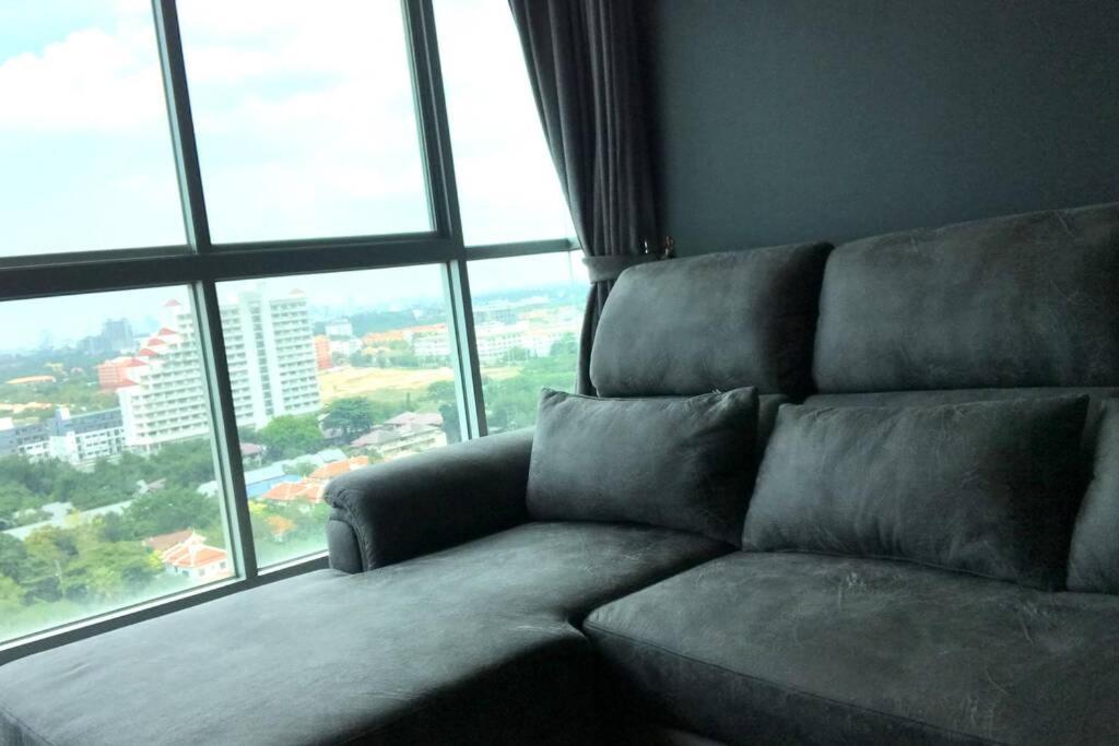 Stunning Seaview Suite Praia de Jomtien Exterior foto