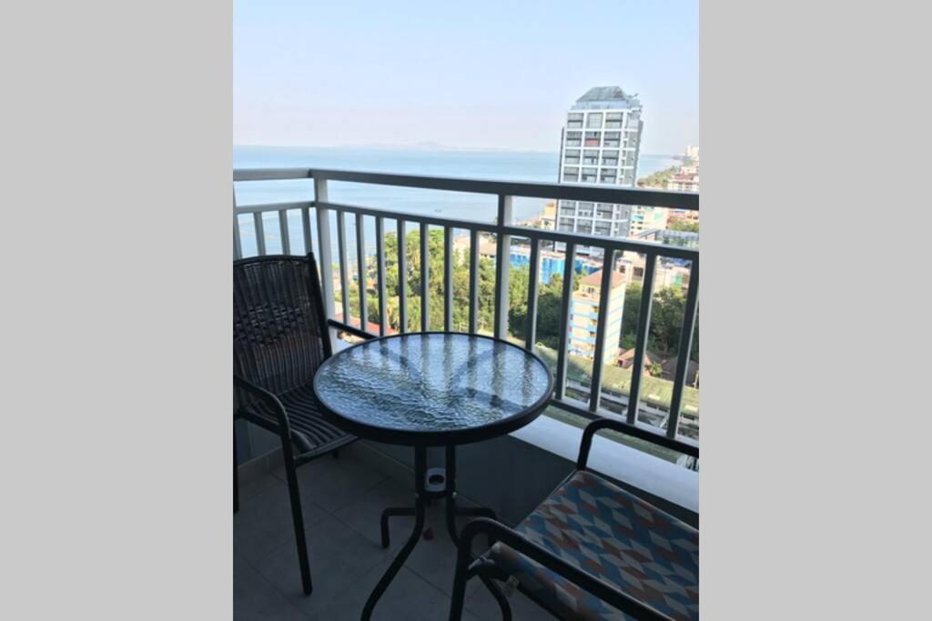 Stunning Seaview Suite Praia de Jomtien Exterior foto